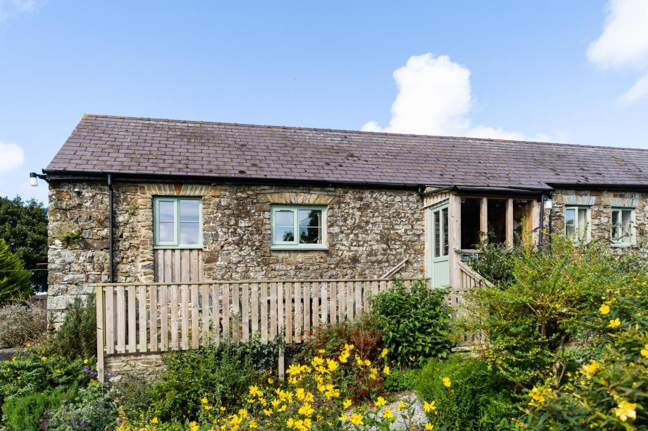 Cwm Connell Coastal Cottages Moylgrove Buitenkant foto